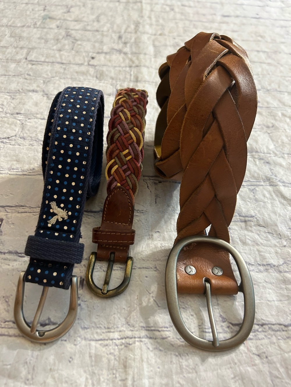 AMERICAN EAGLE OUTFITTERS (3) DIFFERENT STYLES WOMEN’S BELTS SIZE SMALL